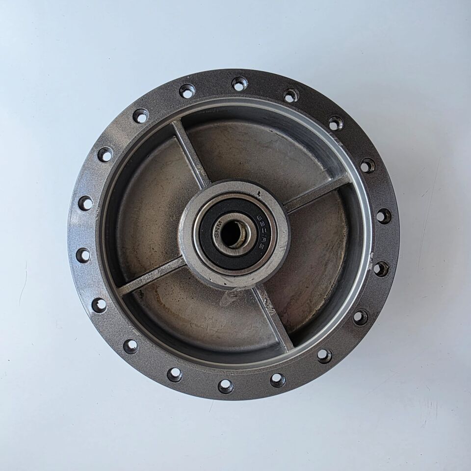 CRYPTON R 2006 ARKA GÖBEK ÇIPLAK GRİ