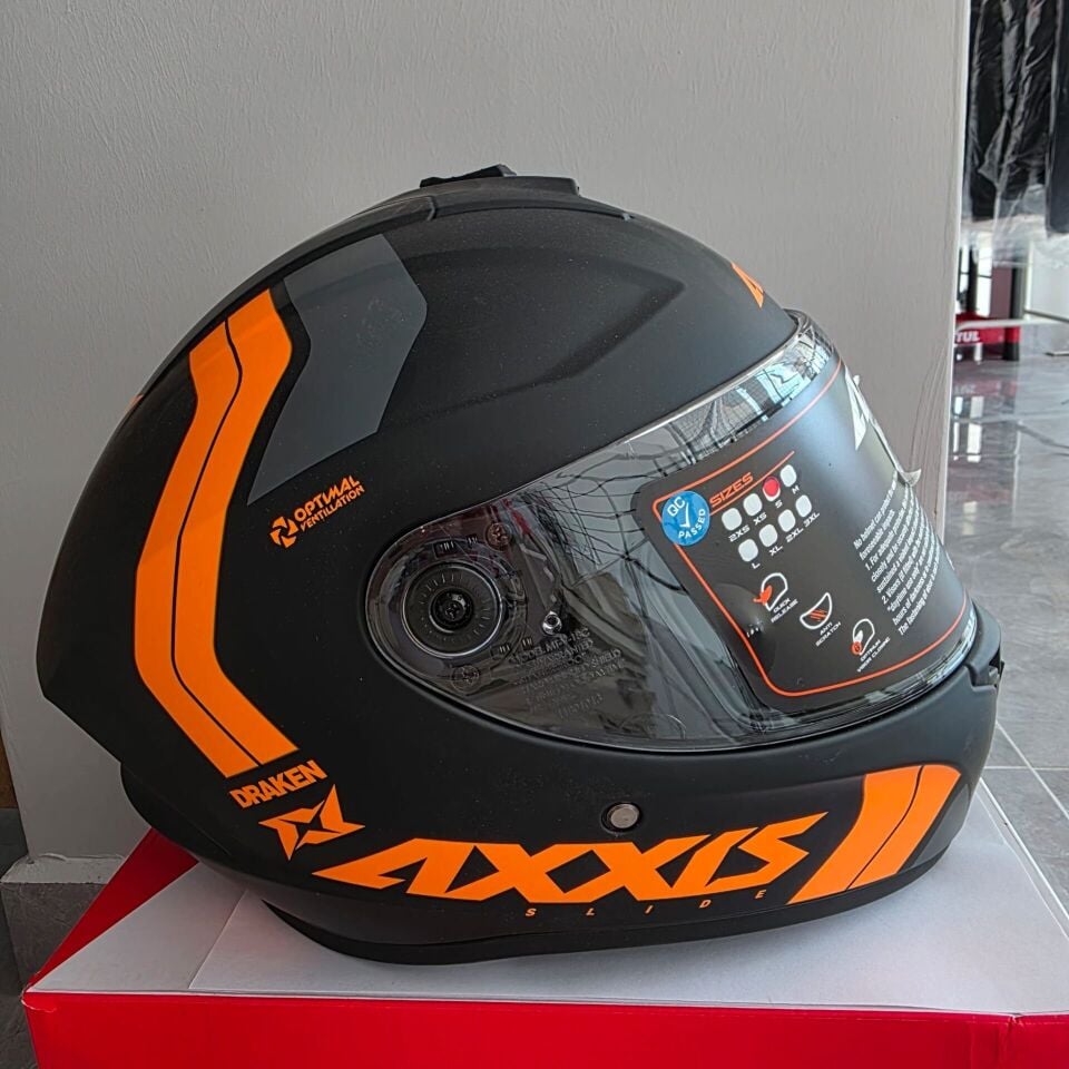 KAPALI KASK AXXIS MAT SİYAH NEON TURUNCU XL
