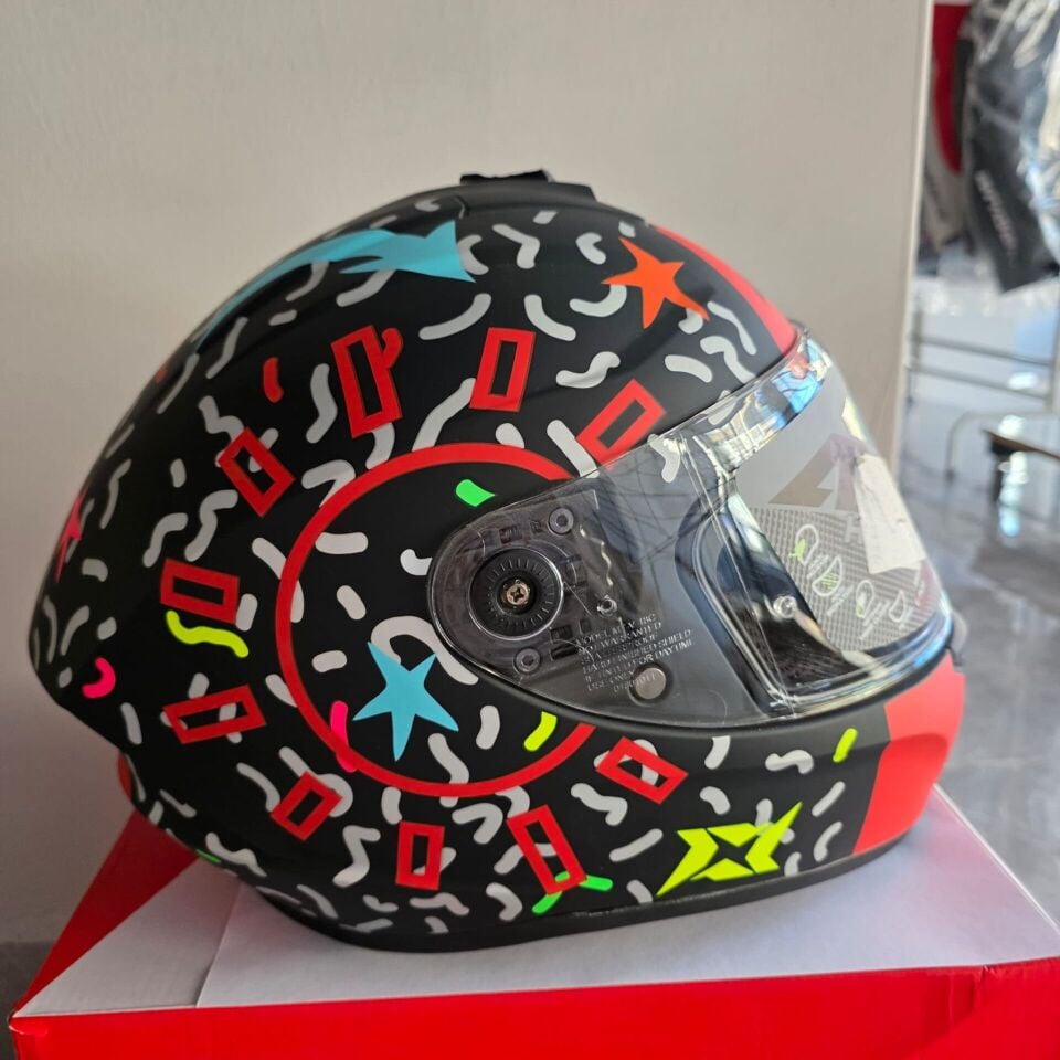 KAPALI KASK AXXIS MAT ÇOK RENKLİ S
