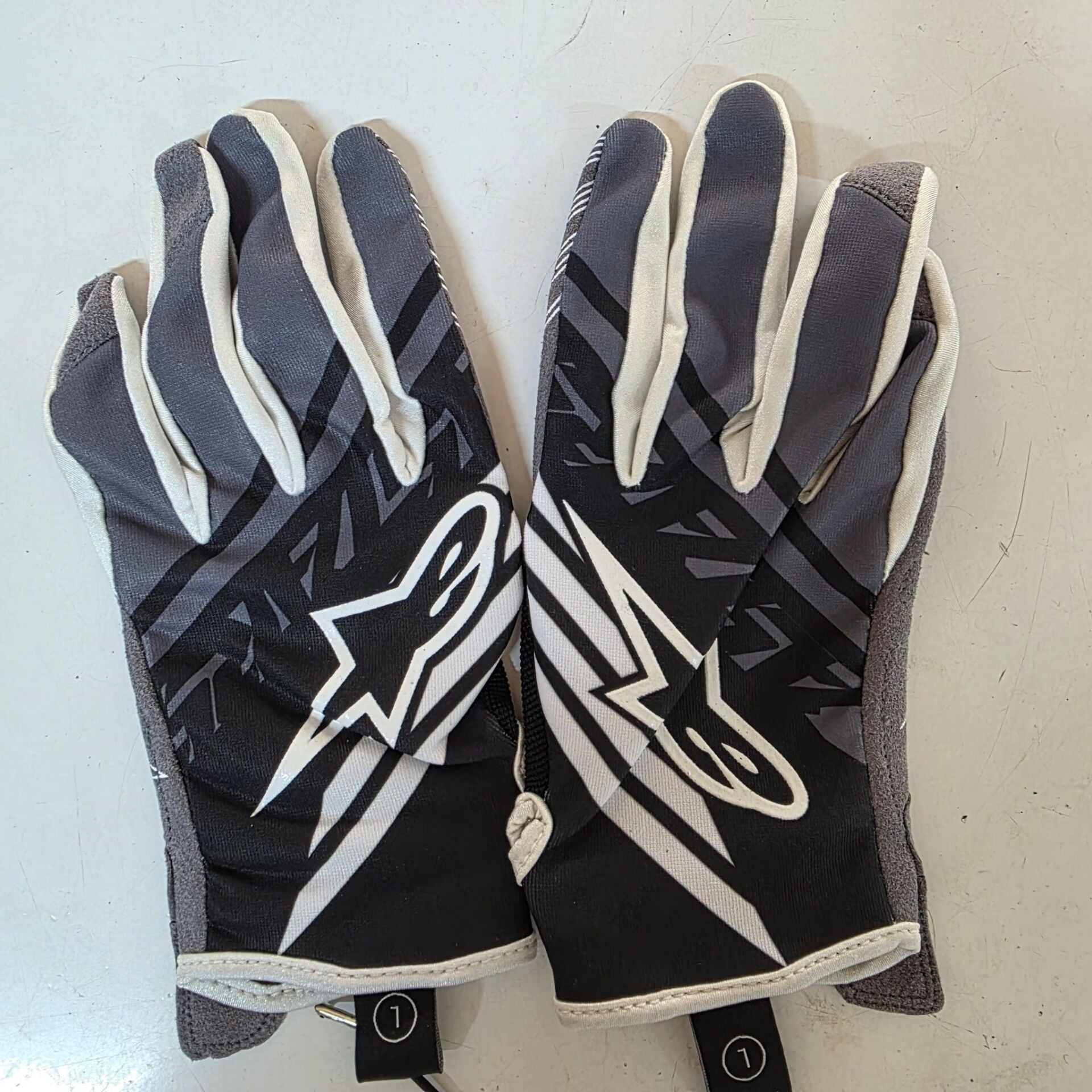 ELDİVEN ALPINESTARS TECHSTAR 16 VENOM FACTORY L