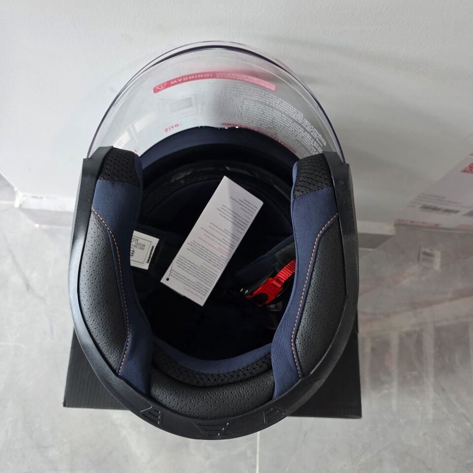 ÇENESİZ KASK JK528-1 MGE VİZÖRLÜ PARLAK SİYAH MAVİ L